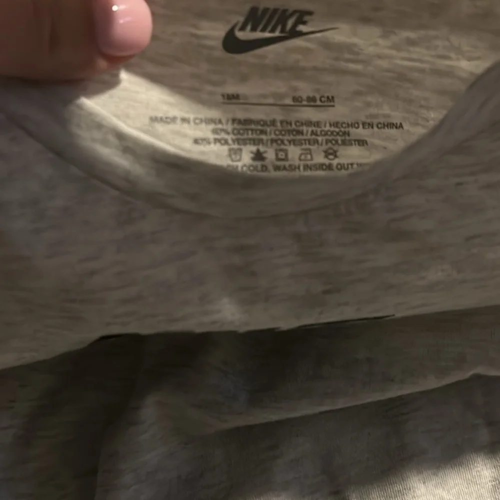 Nike onesie - Picture 6 of 6